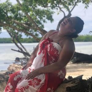 Meet your Posher, Eva